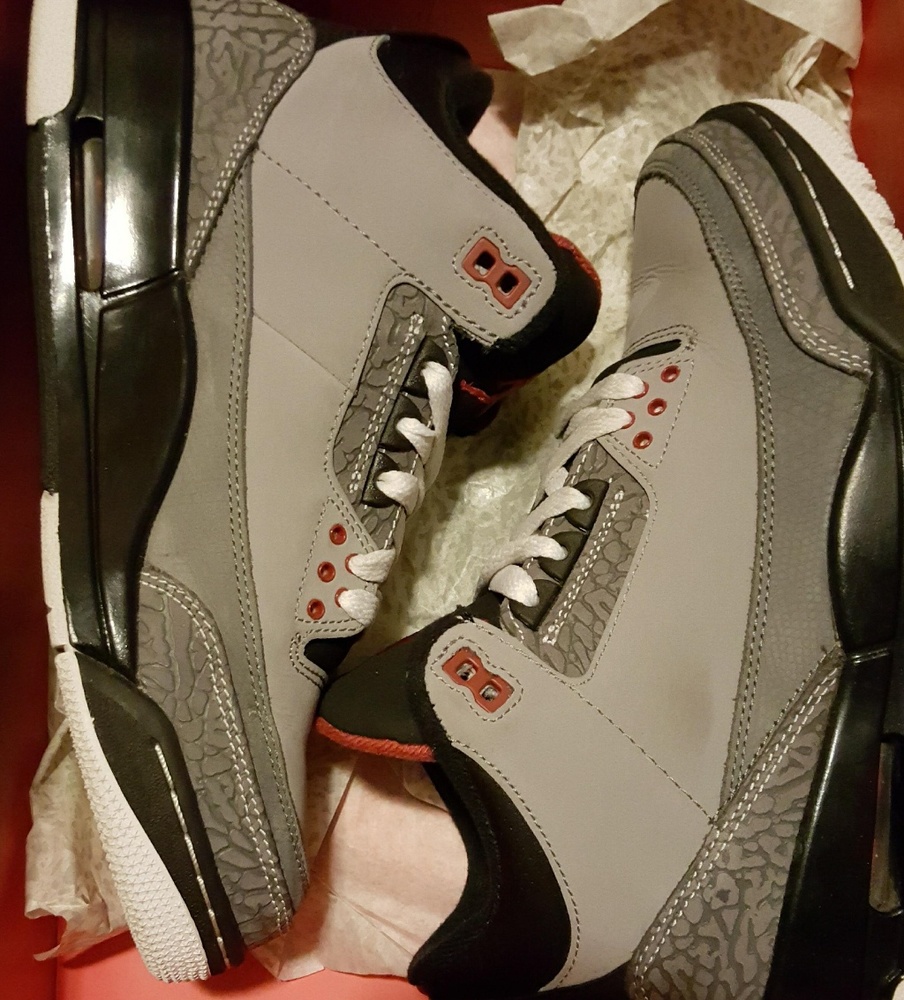2011 Jordan Retro 3 "Stealth" SIZE 7.5